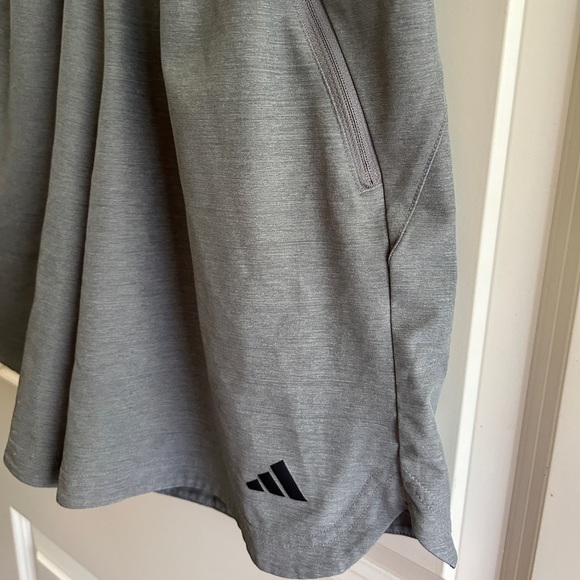 EUC like new Adidas Axis Aeroready Men's Black Athletic Shorts size S. - Picture 7 of 15